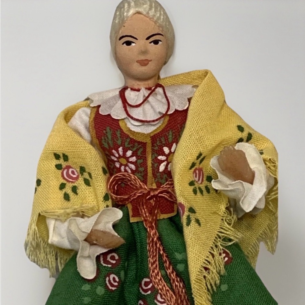 Vintage Polish Folk Costume Doll on Platform - Picture 2 of 7